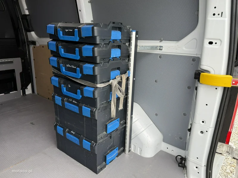 Ford Transit Custom 11
