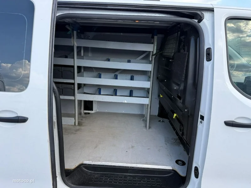 Peugeot Expert 13