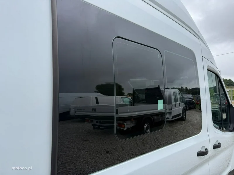 Ford Transit 10