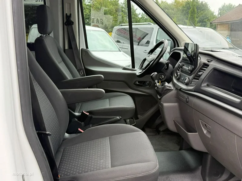 Ford Transit 16