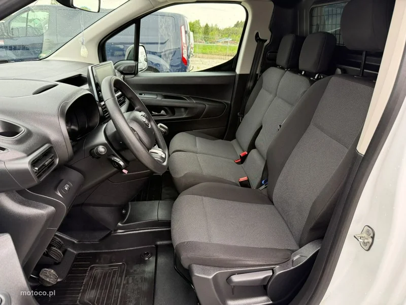 Toyota ProAce 18