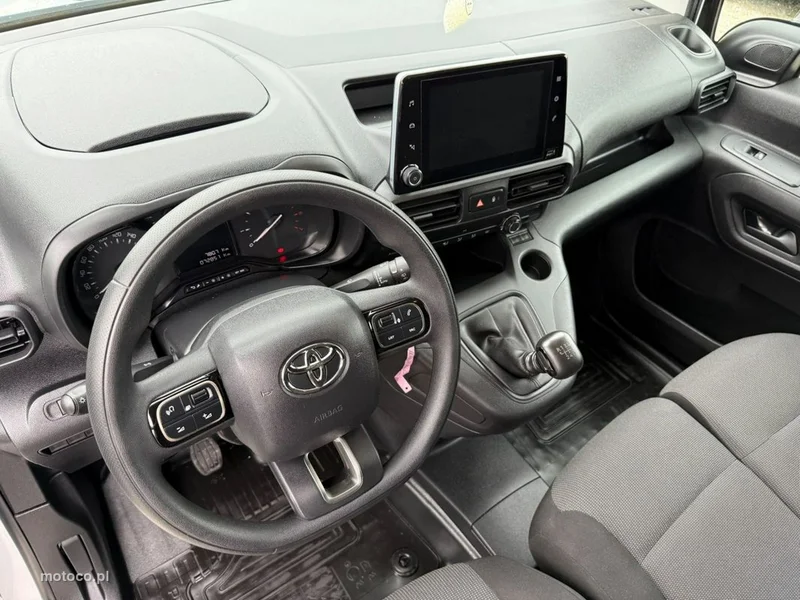 Toyota ProAce 19