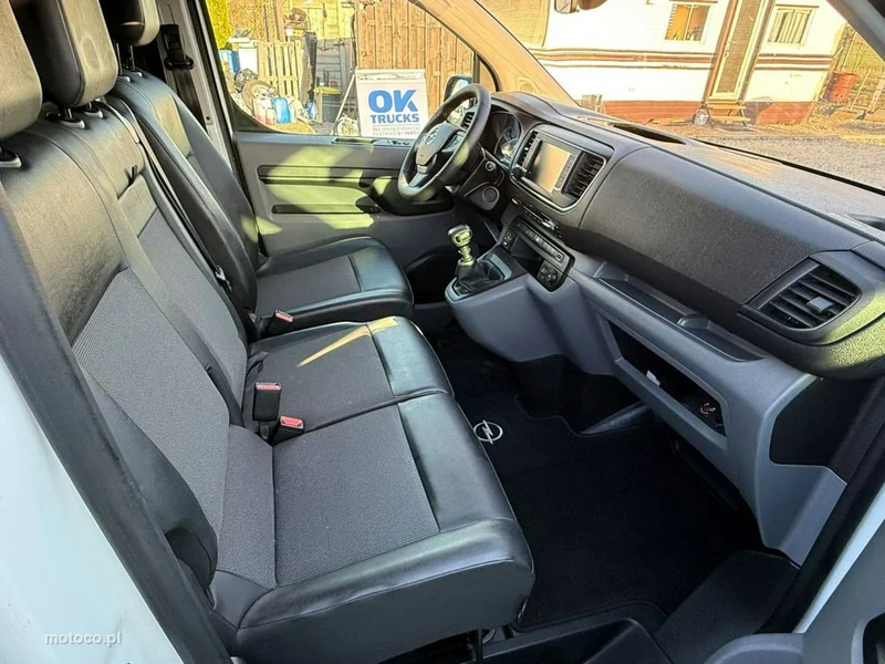 Opel Vivaro 18