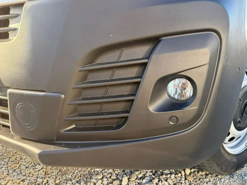 Opel Vivaro 24