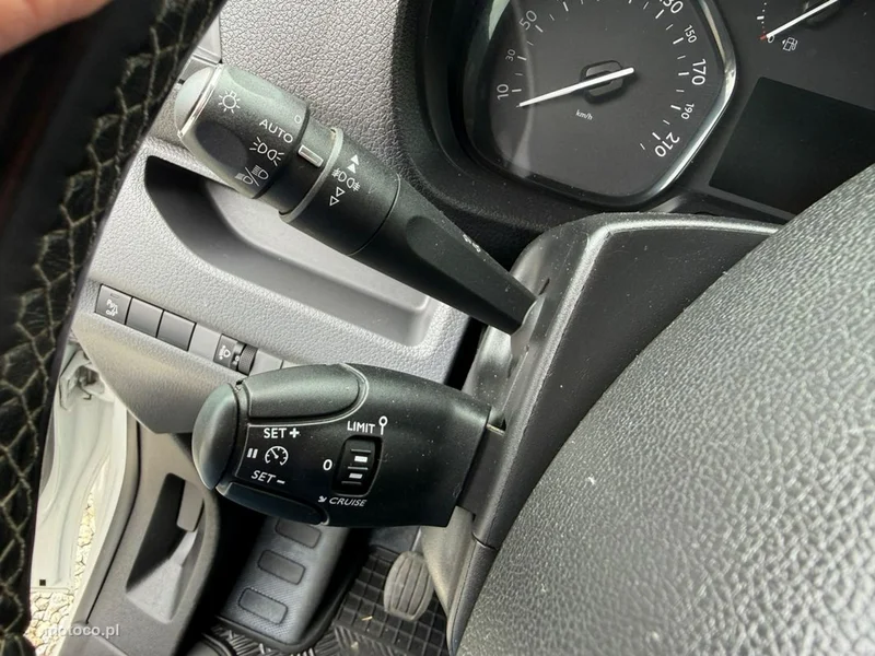 Opel Vivaro 17