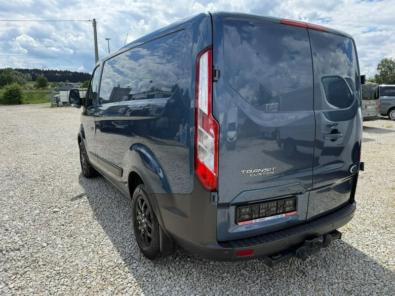 Ford Transit Custom 6