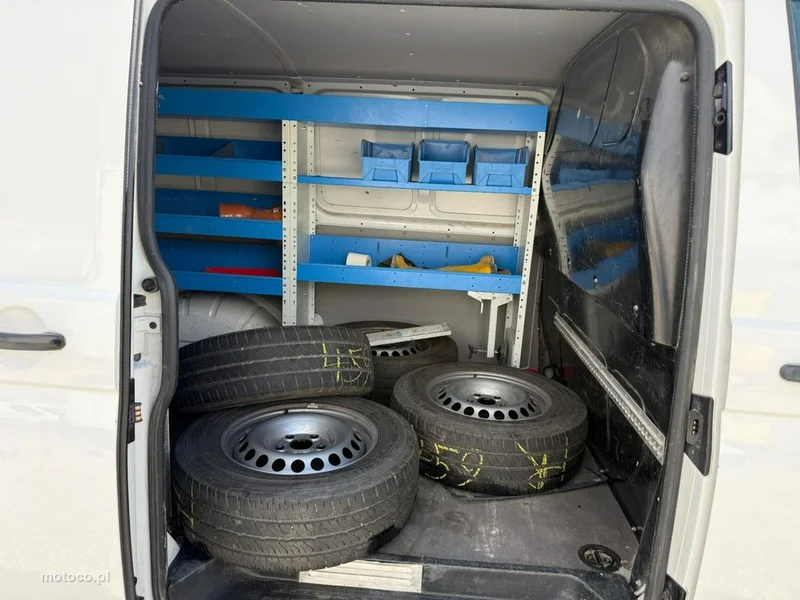 Volkswagen Transporter 12