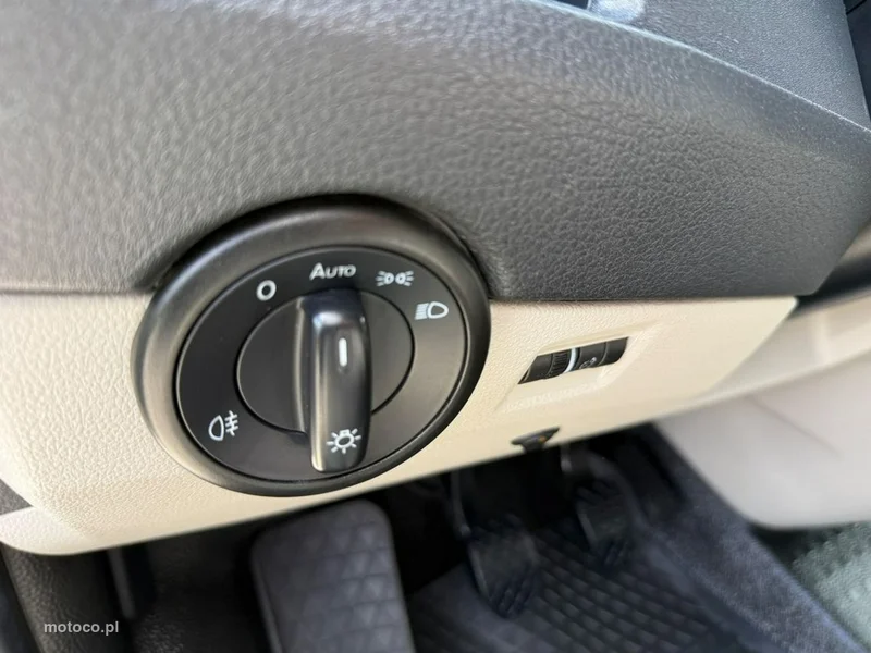 Volkswagen Transporter 16