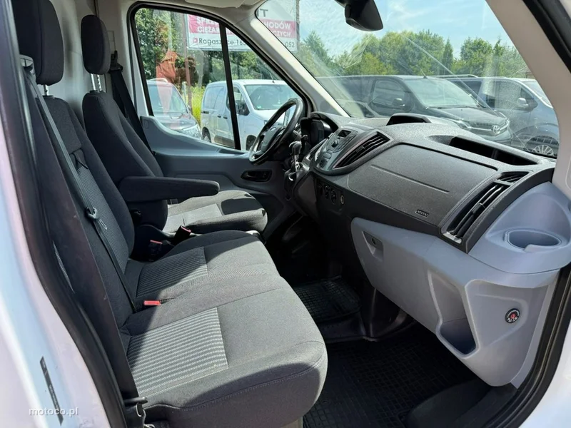 Ford Transit 11