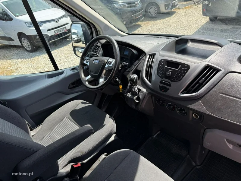 Ford Transit 13