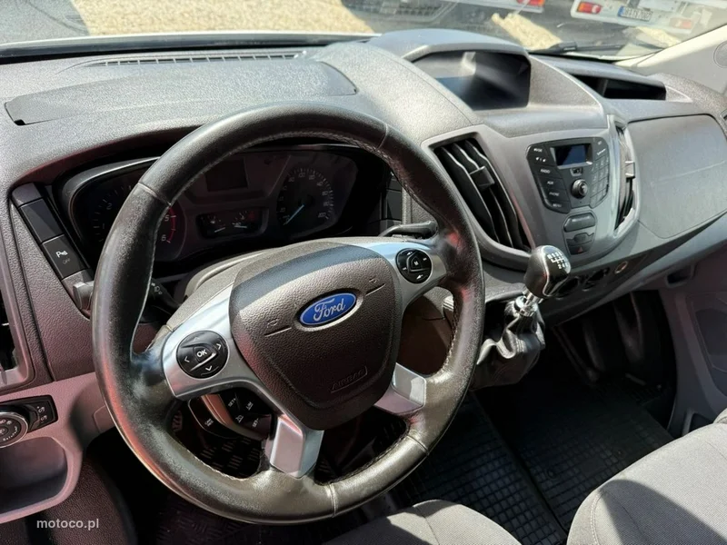 Ford Transit 16