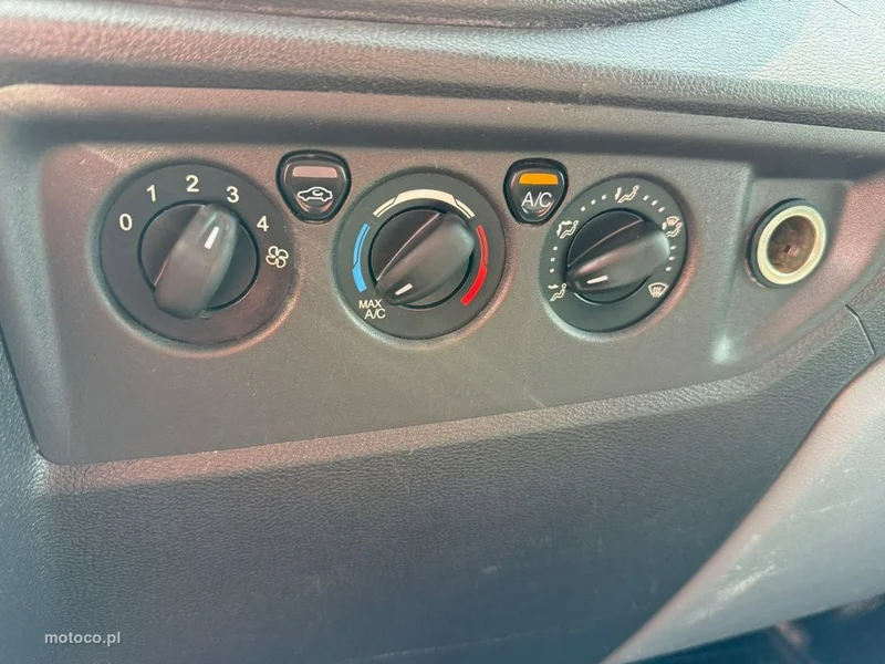 Ford Transit 18