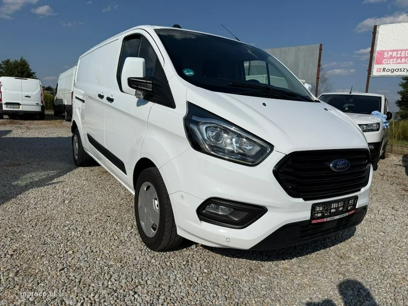Ford Transit Custom 10