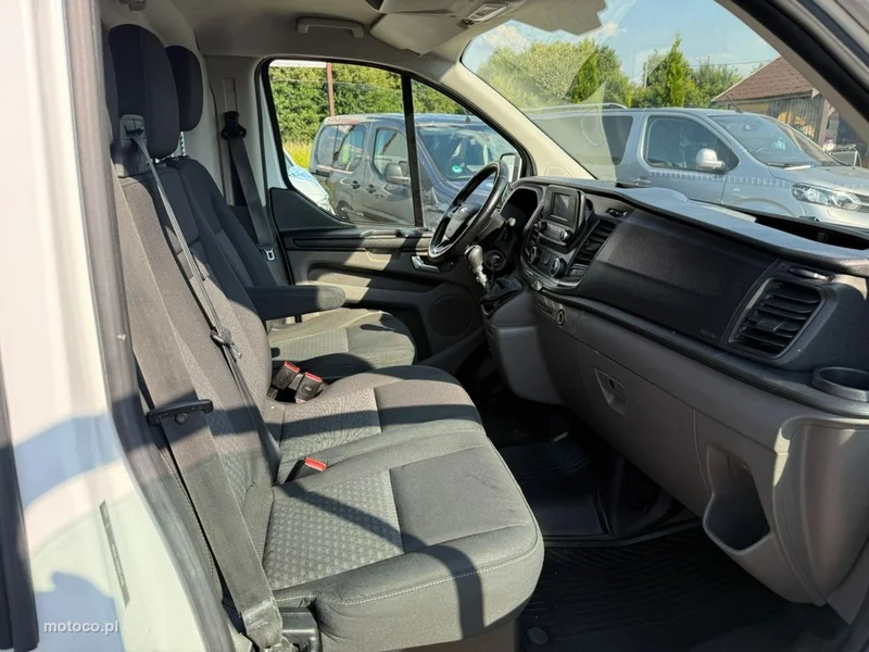 Ford Transit Custom 14