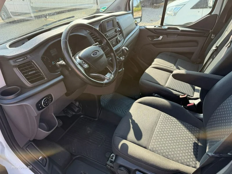Ford Transit Custom 18