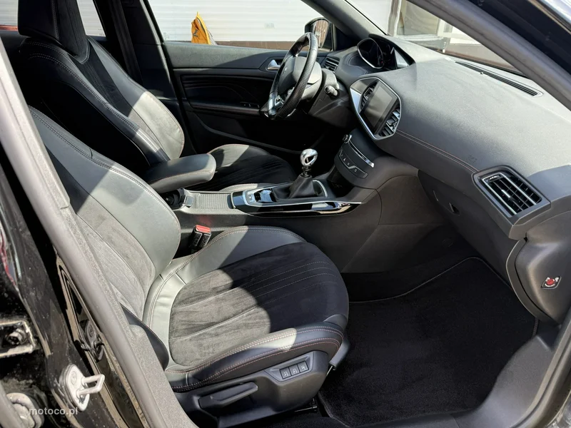 Peugeot 308 SW 17