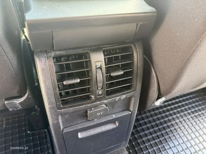 Volkswagen Caddy IV 17