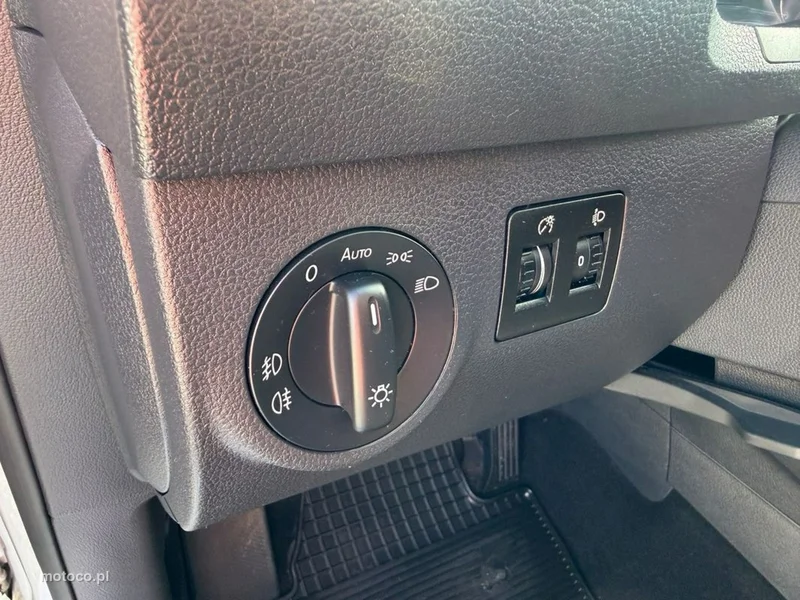 Volkswagen Caddy IV 19
