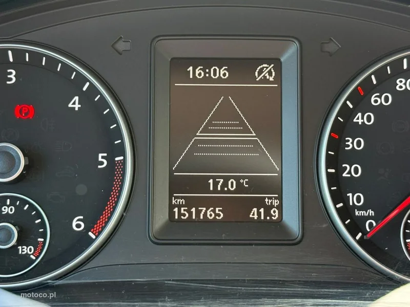 Volkswagen Caddy IV 26