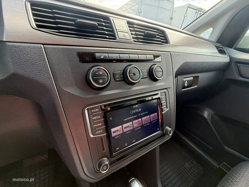 Volkswagen Caddy IV 32