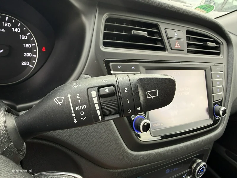 Hyundai i20 36