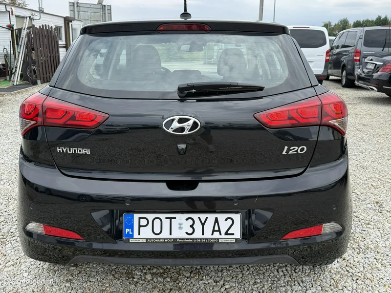 Hyundai i20 9
