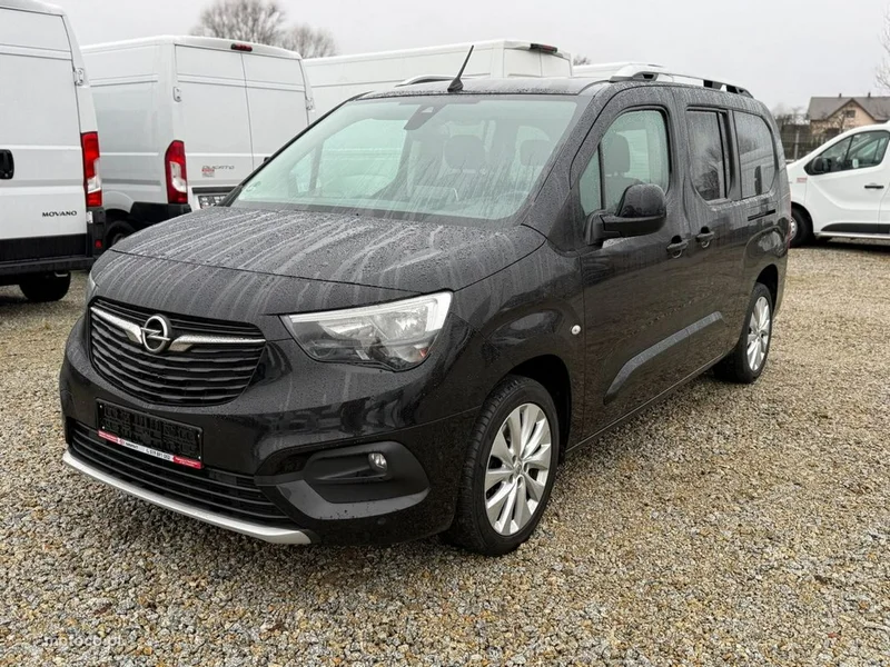 Opel Combo E 2