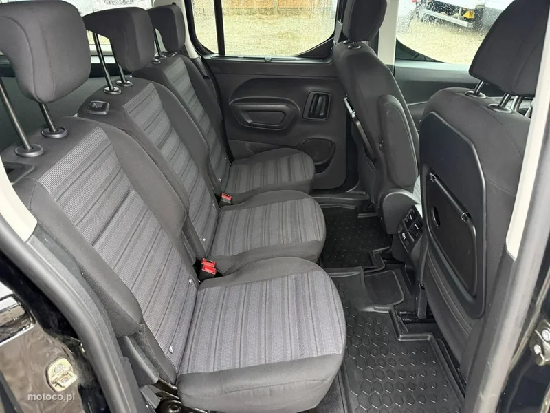 Opel Combo E 13