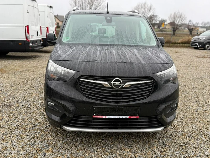Opel Combo E 3