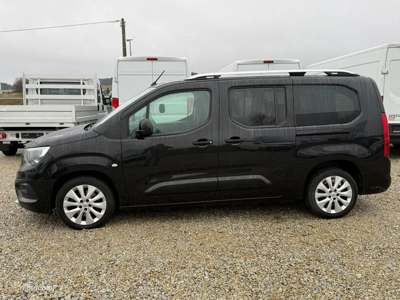 Opel Combo E 4