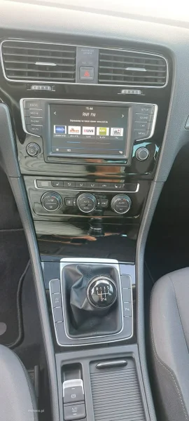 Volkswagen Golf VII 12