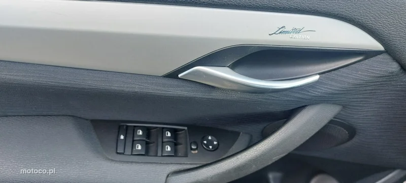BMW X1 E84 11