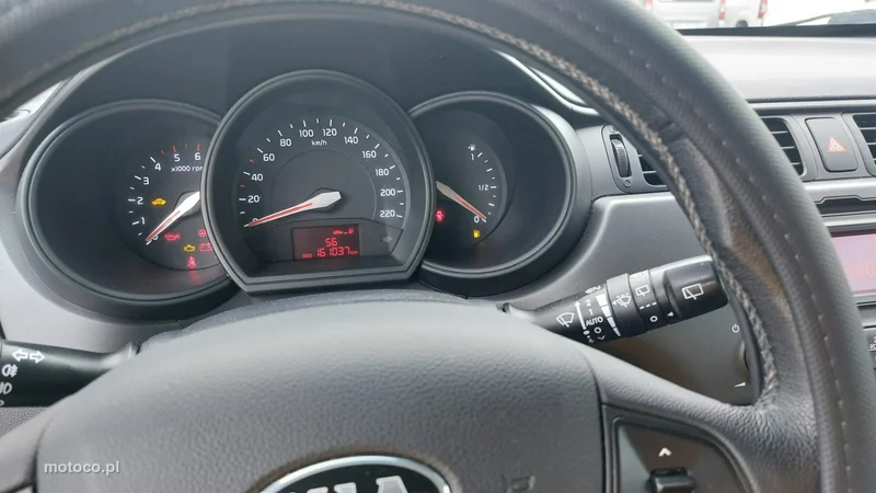Kia Rio 13