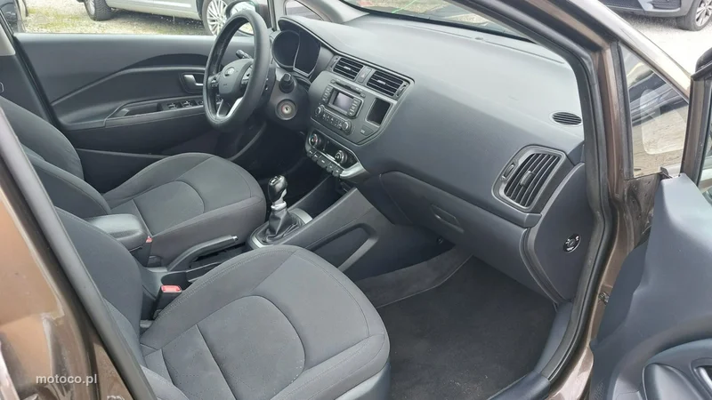 Kia Rio 16