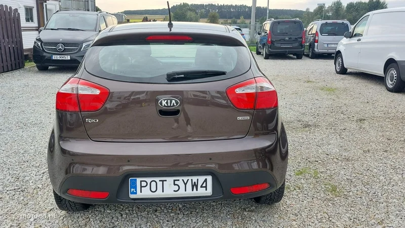 Kia Rio 6