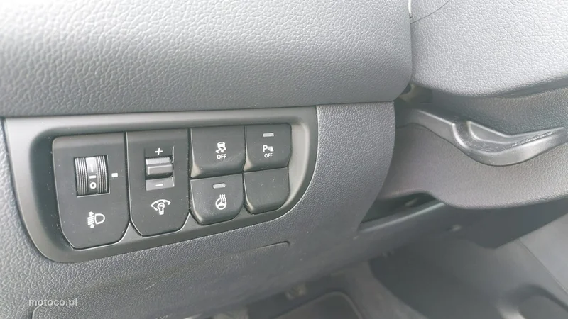 Kia Rio 10