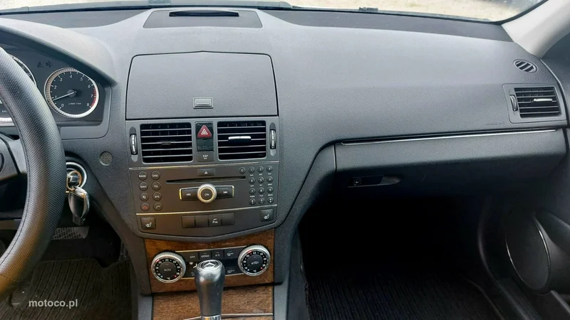 Mercedes-Benz Klasa C W204 C 180 18