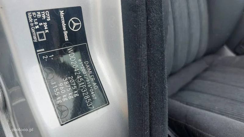 Mercedes-Benz Klasa C W204 C 180 21