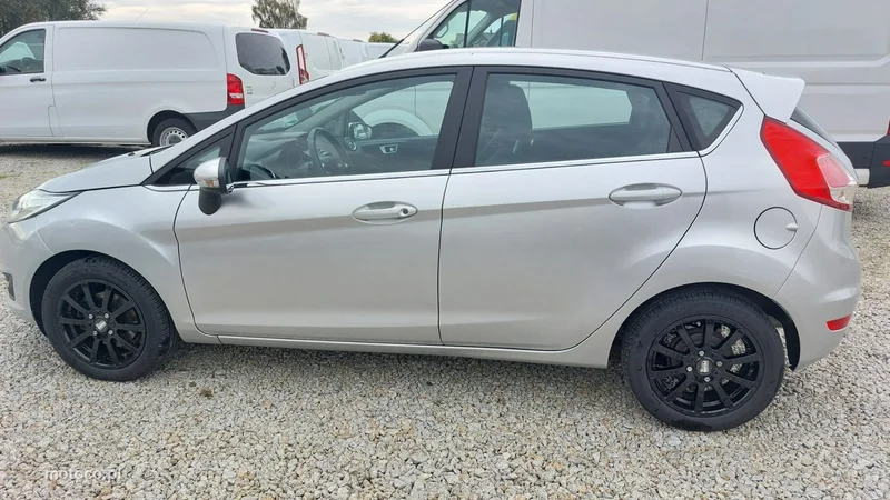 Ford Fiesta VI 7