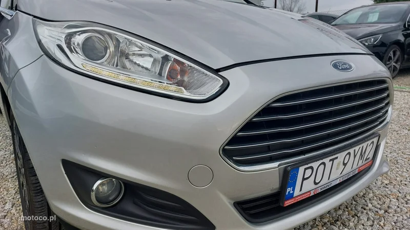 Ford Fiesta VI 8