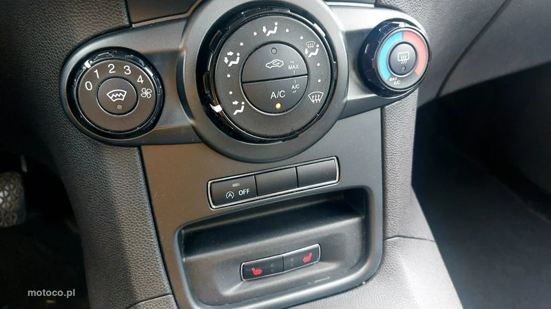 Ford Fiesta VI 19