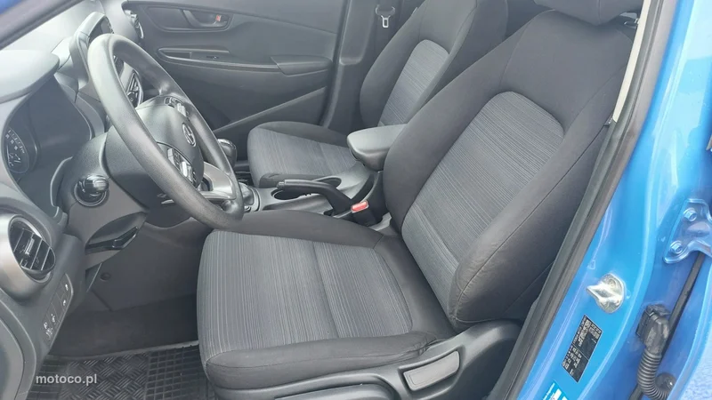 Hyundai KONA 11