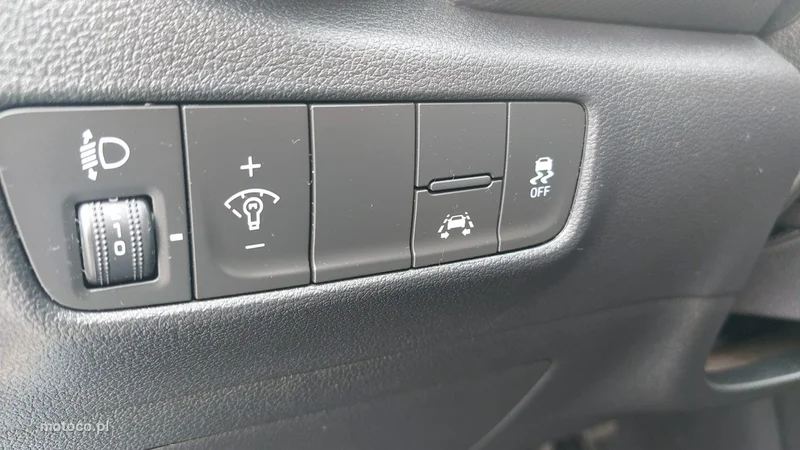 Hyundai KONA 17