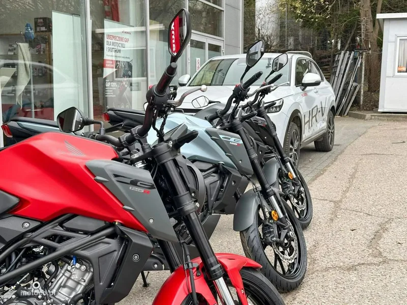 Honda CB 2