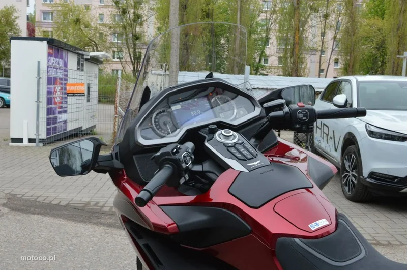 Honda GL (Gold Wing) 6