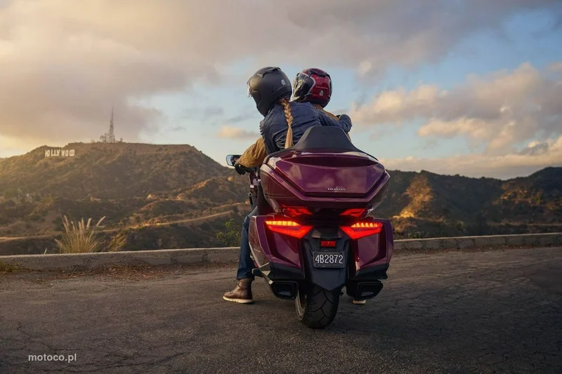 Honda GL (Gold Wing) 9