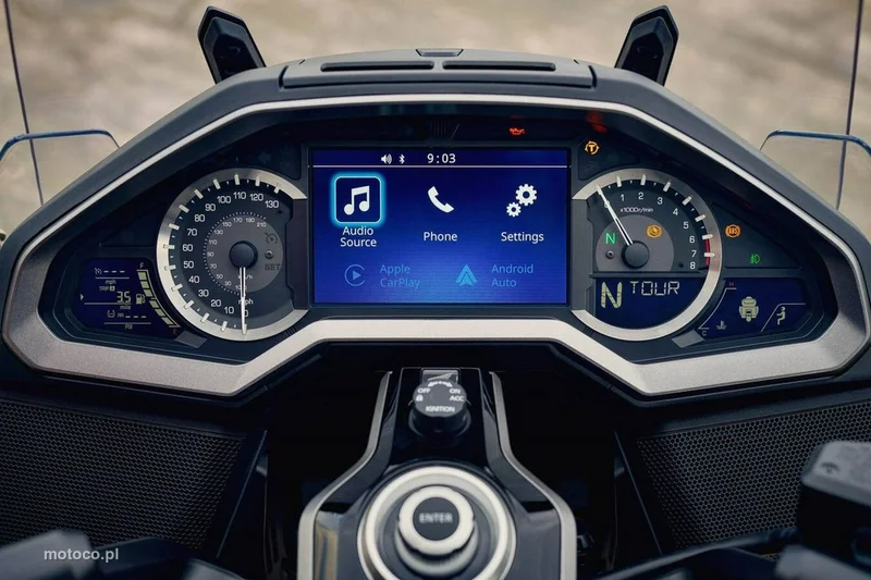 Honda GL (Gold Wing) 11