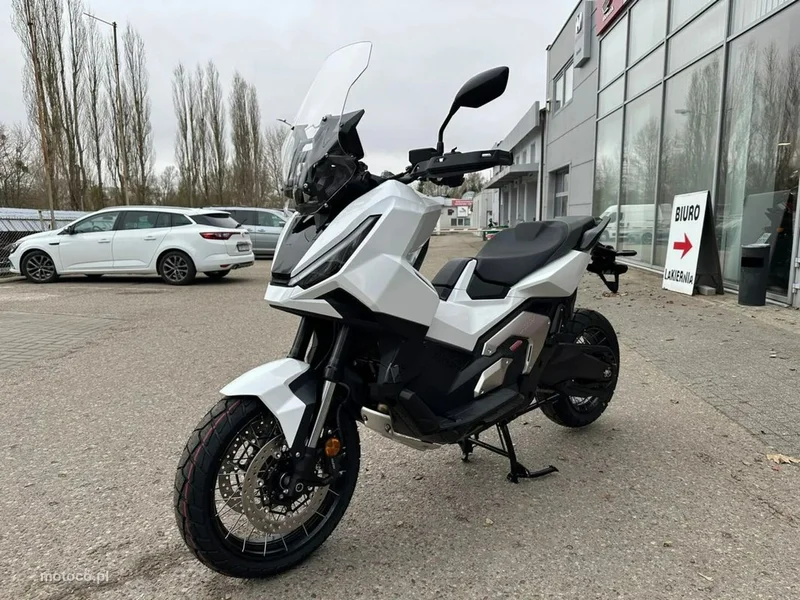 Honda X-ADV 6