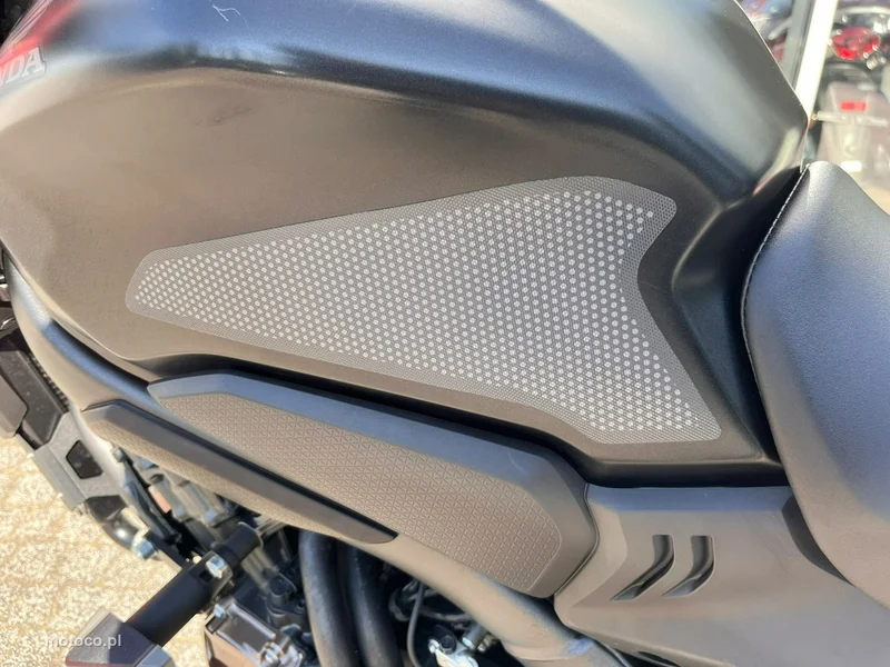 Honda CB 8