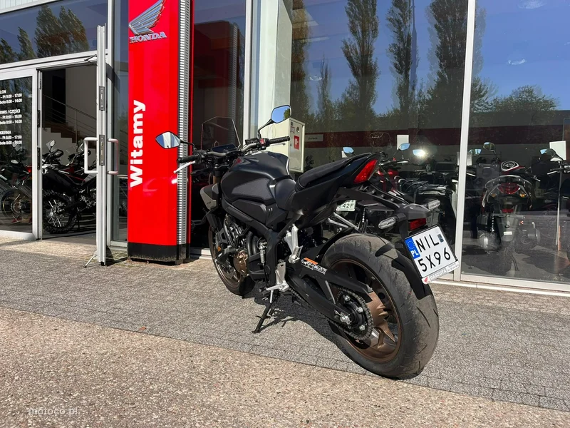 Honda CB 2